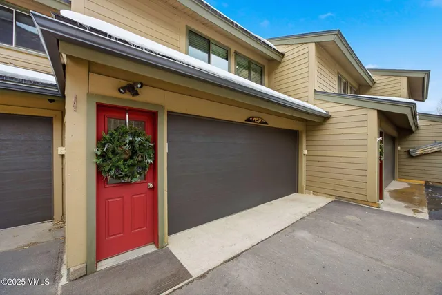 $2,095,000 | 2308 Garmisch Drive, Unit 15D, Vail, CO 81657