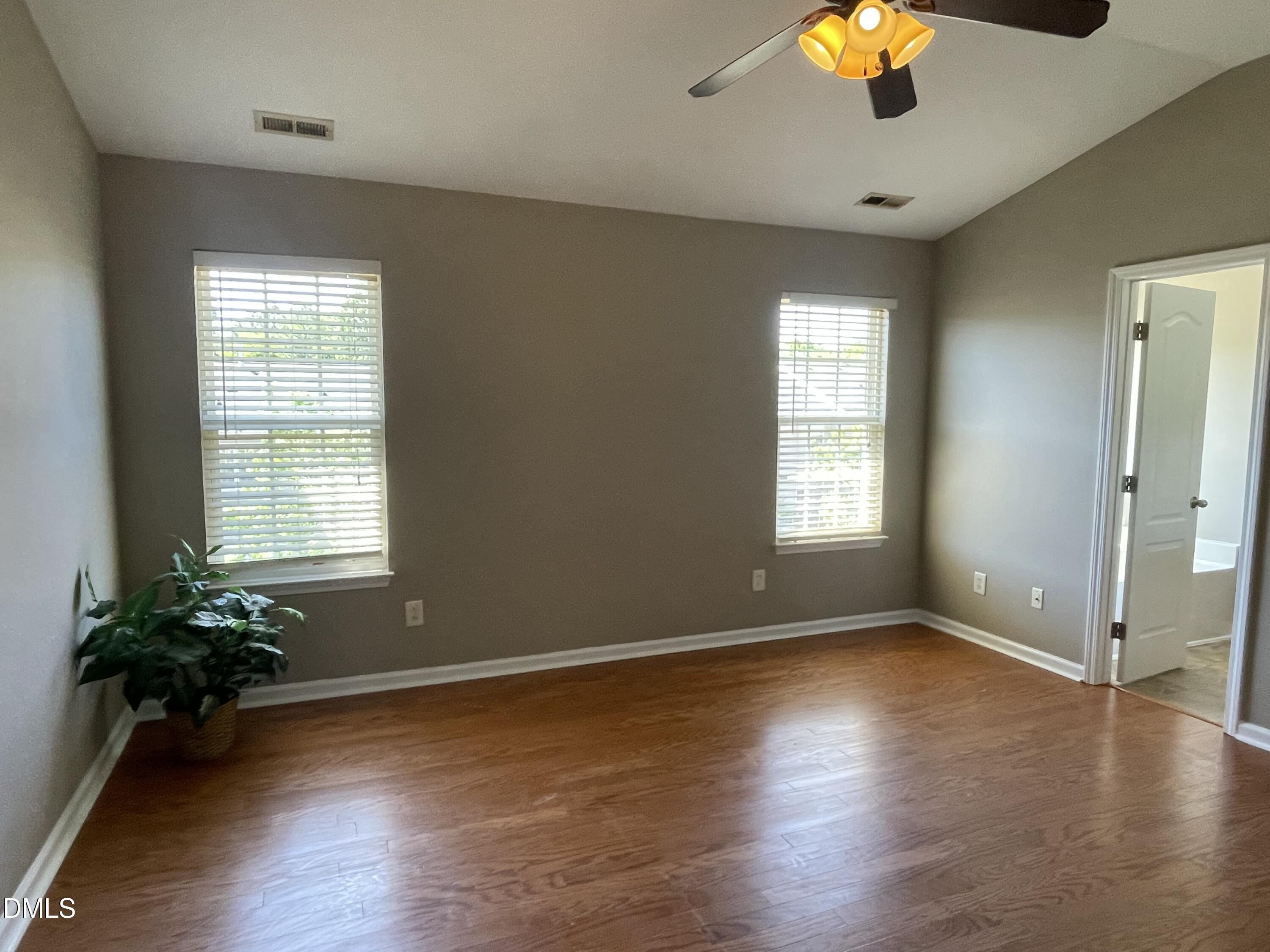 3531 Oneonta Avenue Raleigh, NC 27604 - Photo 10 of 22 IMG_5960