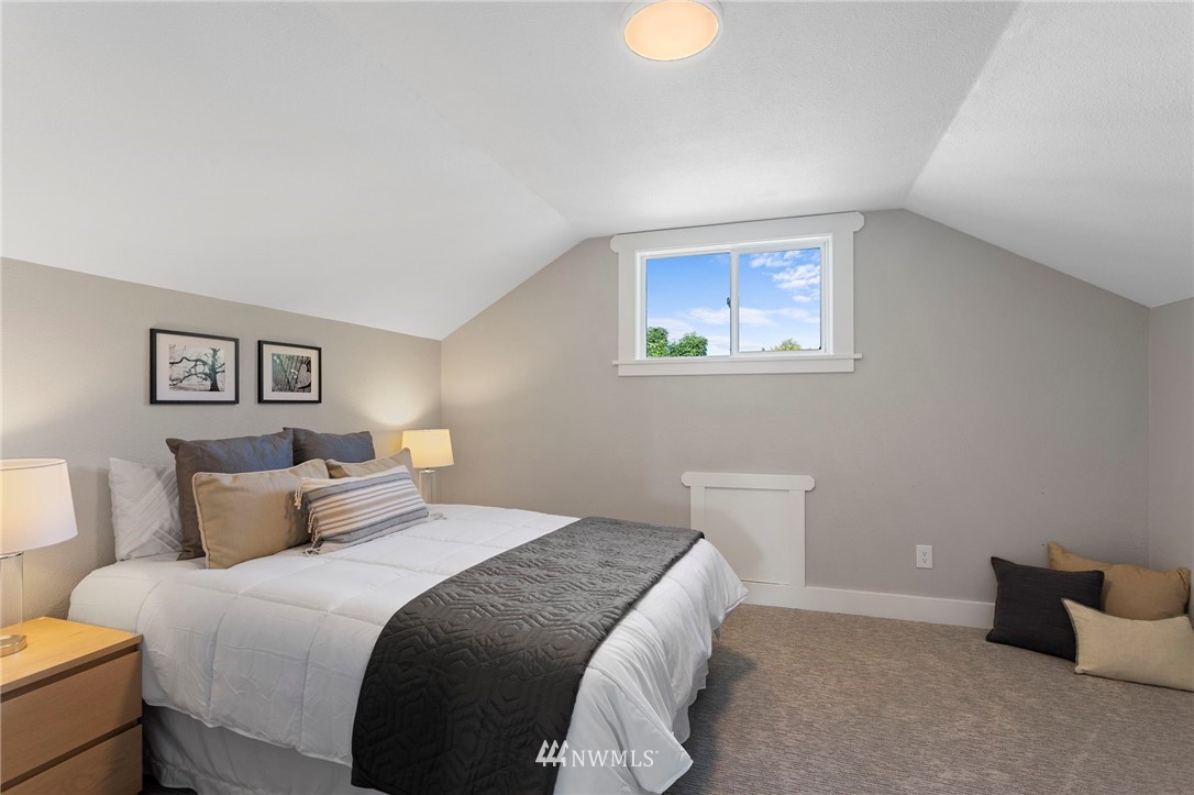 2022 Virginia Avenue Everett, WA 98201 - Photo 18 of 29