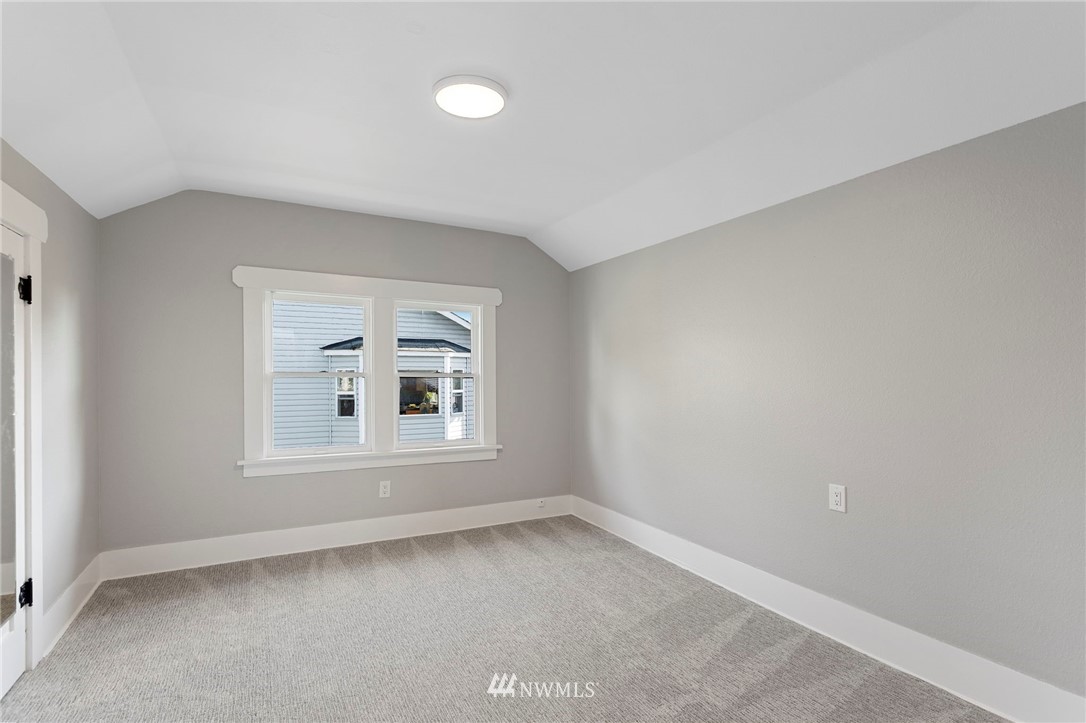 2022 Virginia Avenue Everett, WA 98201 - Photo 22 of 29