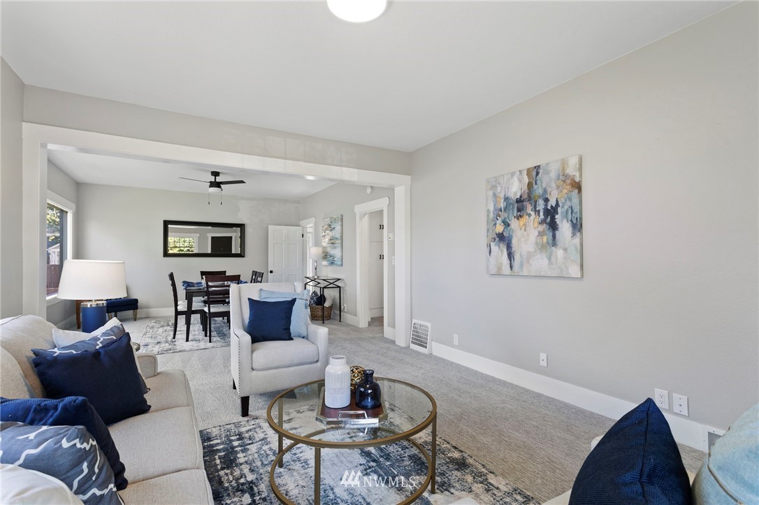 2022 Virginia Avenue Everett, WA 98201 - Photo 5 of 29