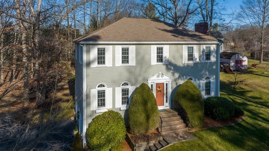 4 Camelot Circle Dudley, MA 01571 - Photo 34 of 42 a view of a yard in front of house