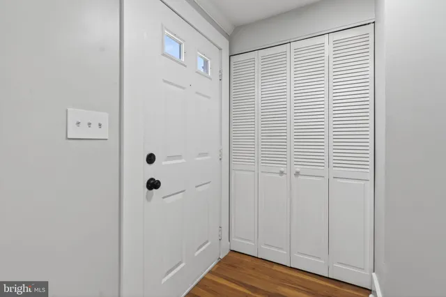 $530,000 | 8336 Claremont Woods Drive, Alexandria, VA 22309