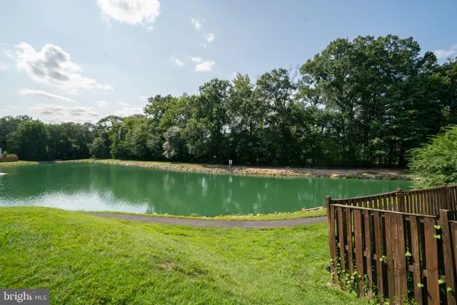 $530,000 | 8336 Claremont Woods Drive, Alexandria, VA 22309