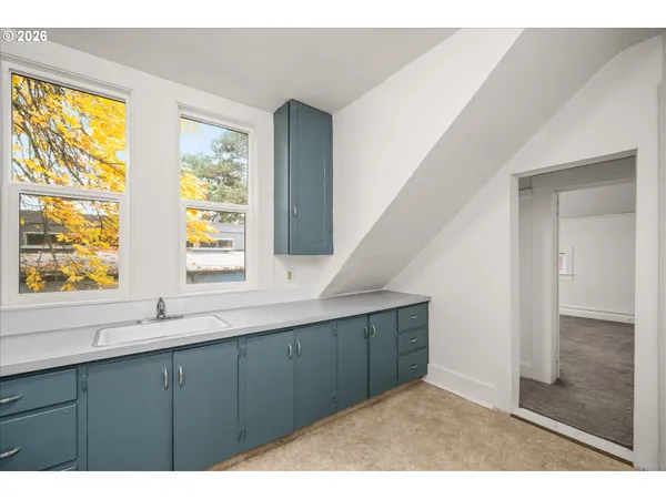 $995,000 | 527 Monroe Street, Eugene, OR 97402