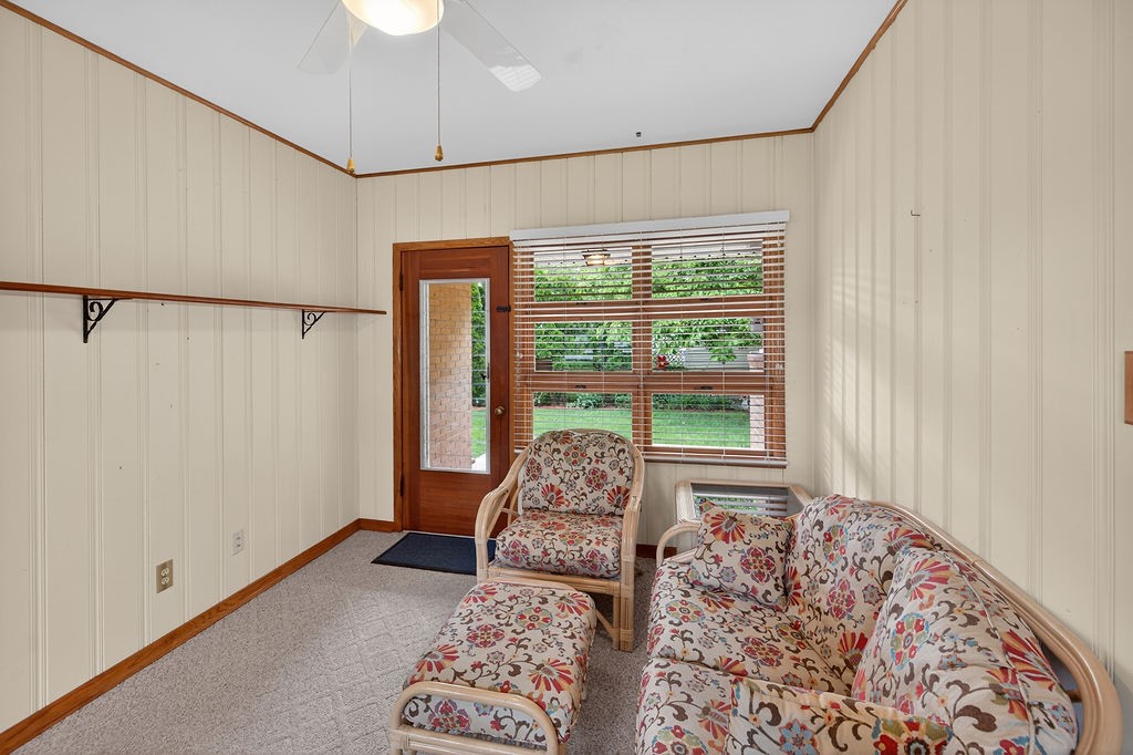 112 South Shores Drive Decatur, IL 62521 - Photo 7 of 31 Gallery Image 7