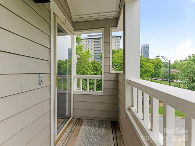 $350,000 | 212 West 10th Street, Unit 3, Charlotte, NC 28202