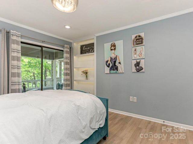 $350,000 | 212 West 10th Street, Unit 3, Charlotte, NC 28202