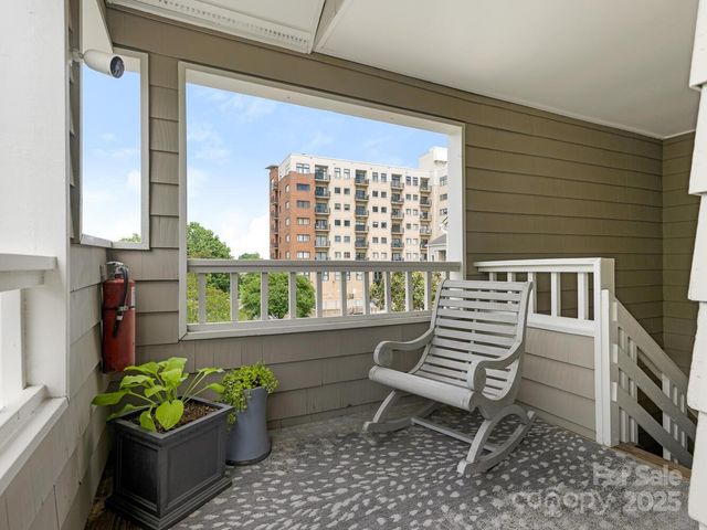 $350,000 | 212 West 10th Street, Unit 3, Charlotte, NC 28202