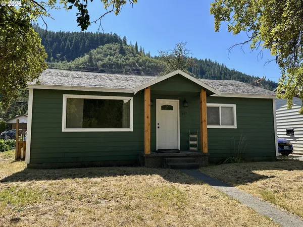 $264,900 | 617 Main Street, Klickitat, WA 98628