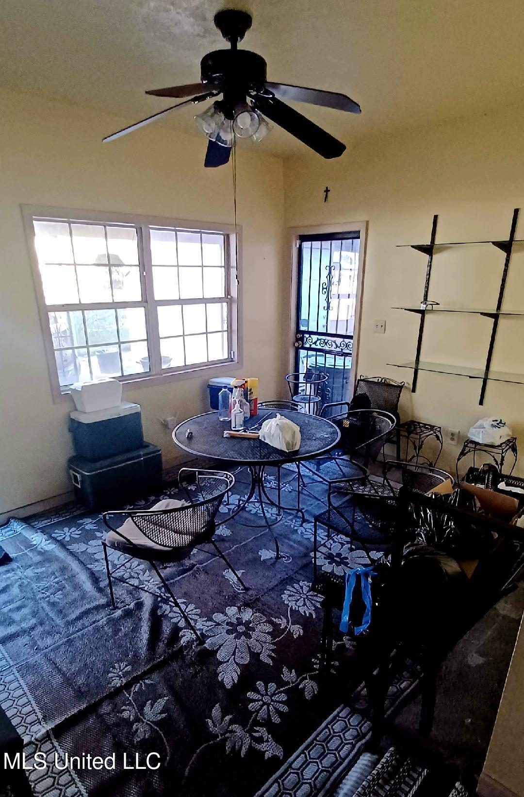 310 South Denver Street Jackson, MS 39203 - Photo 17 of 17 Sunroom