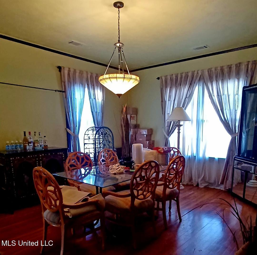 310 South Denver Street Jackson, MS 39203 - Photo 3 of 17 Formal Dining Room