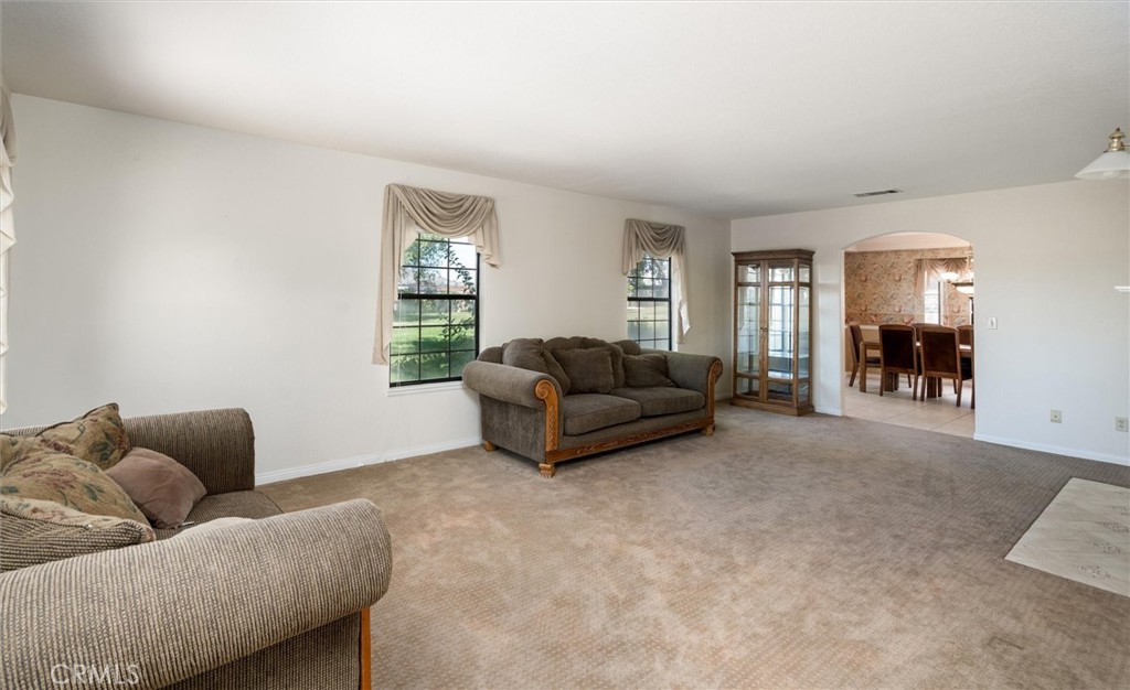 34150 Stowe Road Winchester, CA 92545 - Photo 21 of 80 a living room with furniture and a window