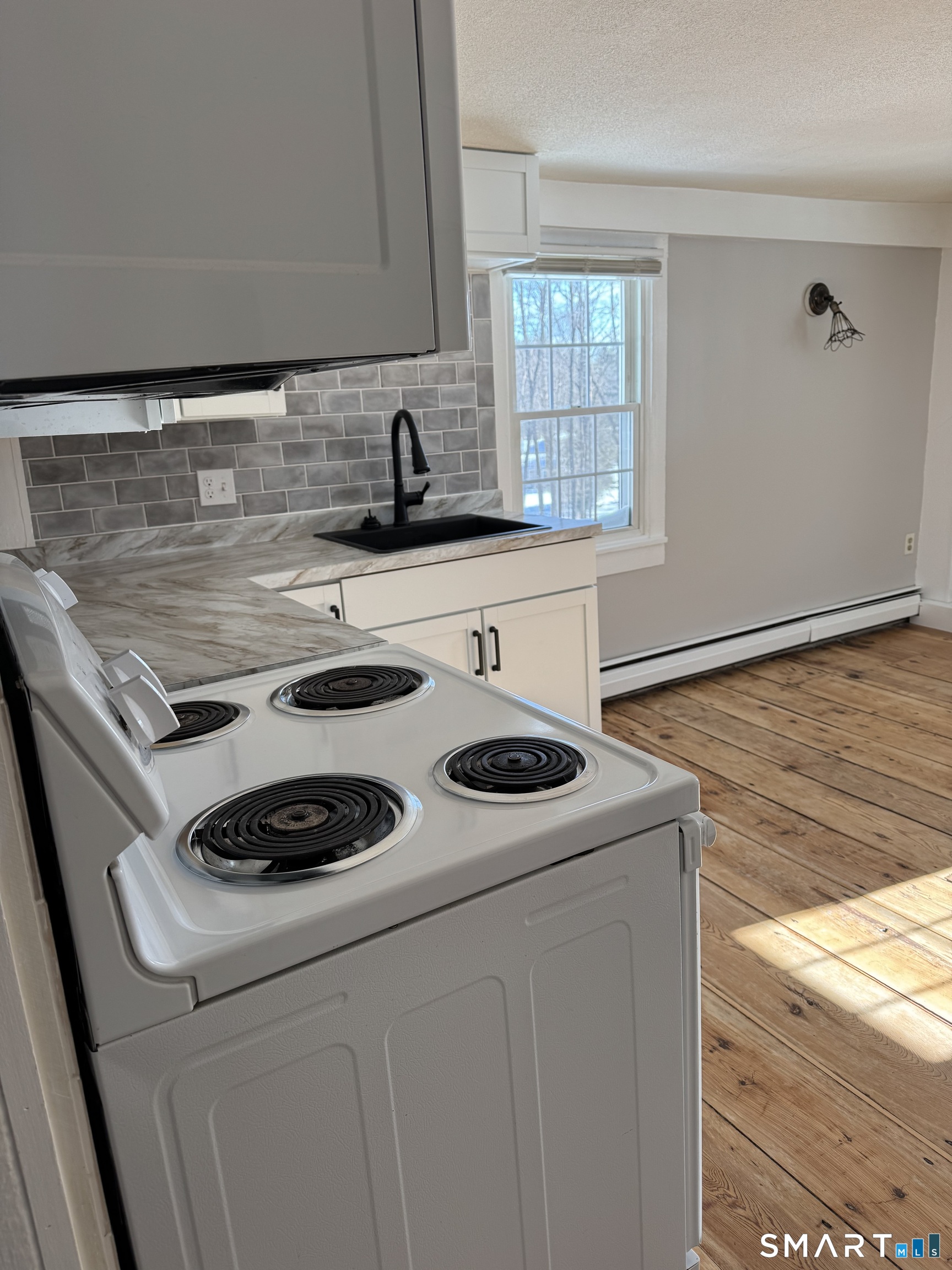 8 Alto Road, Unit 2A Burlington, CT 06013 - Photo 9 of 34