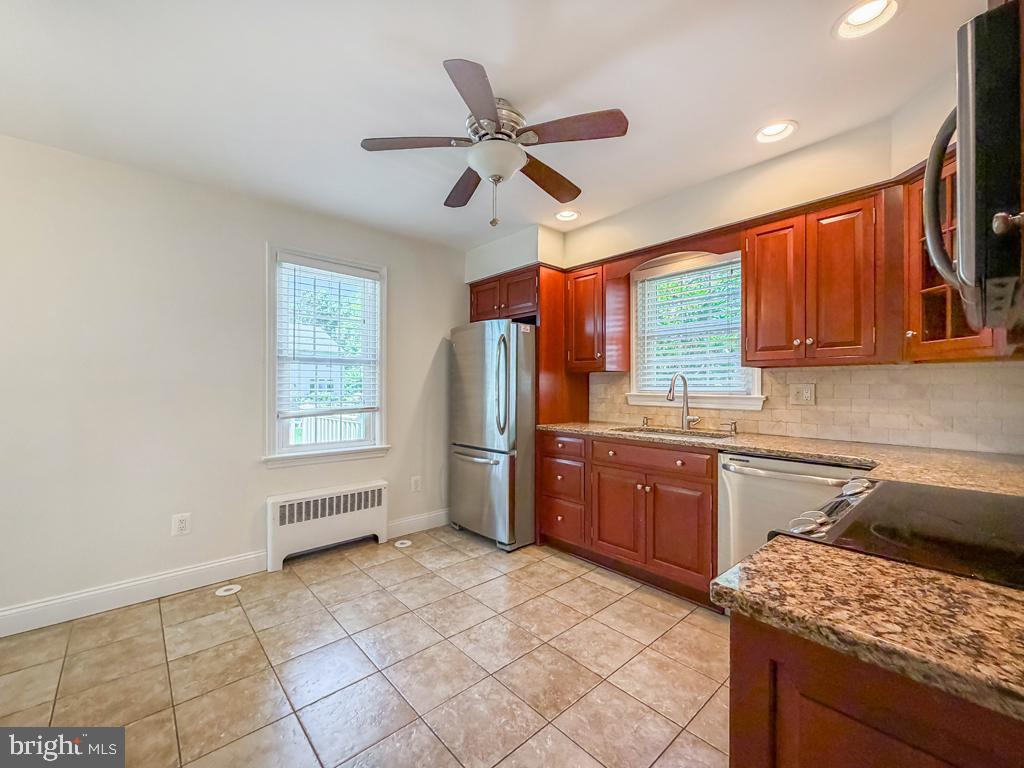 1237 Pine Grove Road Yardley, PA 19067 - Photo 13 of 43