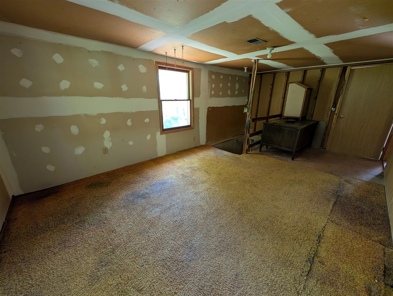 3909 Cloverville Road Fruitport, MI 49415 - Photo 19 of 40
