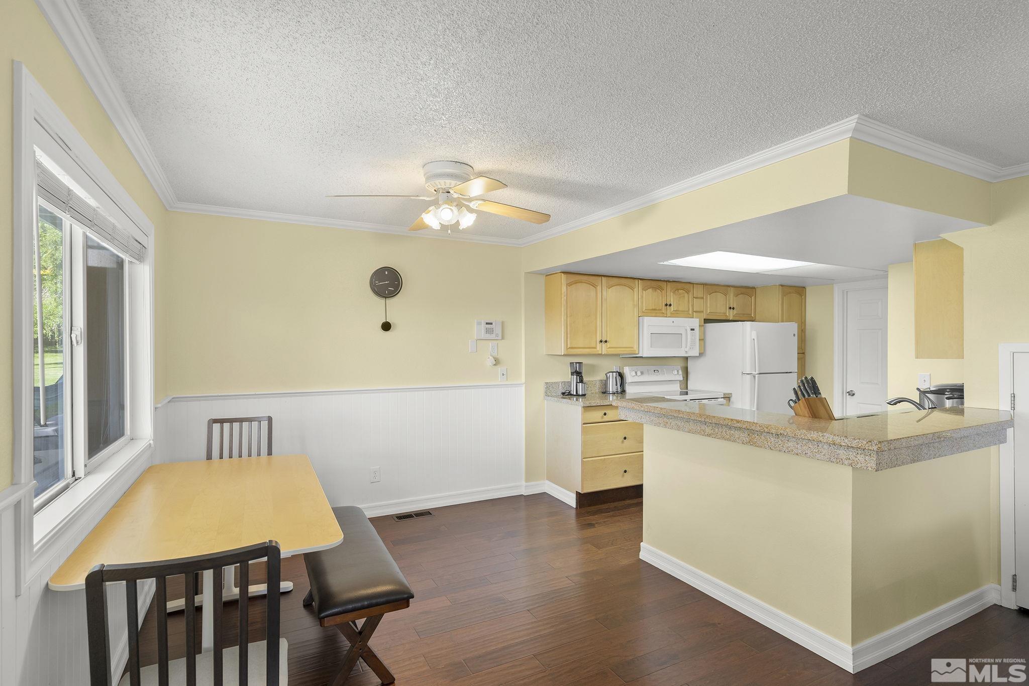 3530 Balboa Drive Reno, NV 89503 - Photo 5 of 18 Photo 5