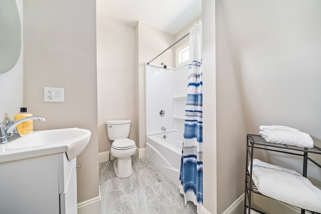 124 High Street, Unit 2 Wareham, MA 02571 - Photo 25 of 27