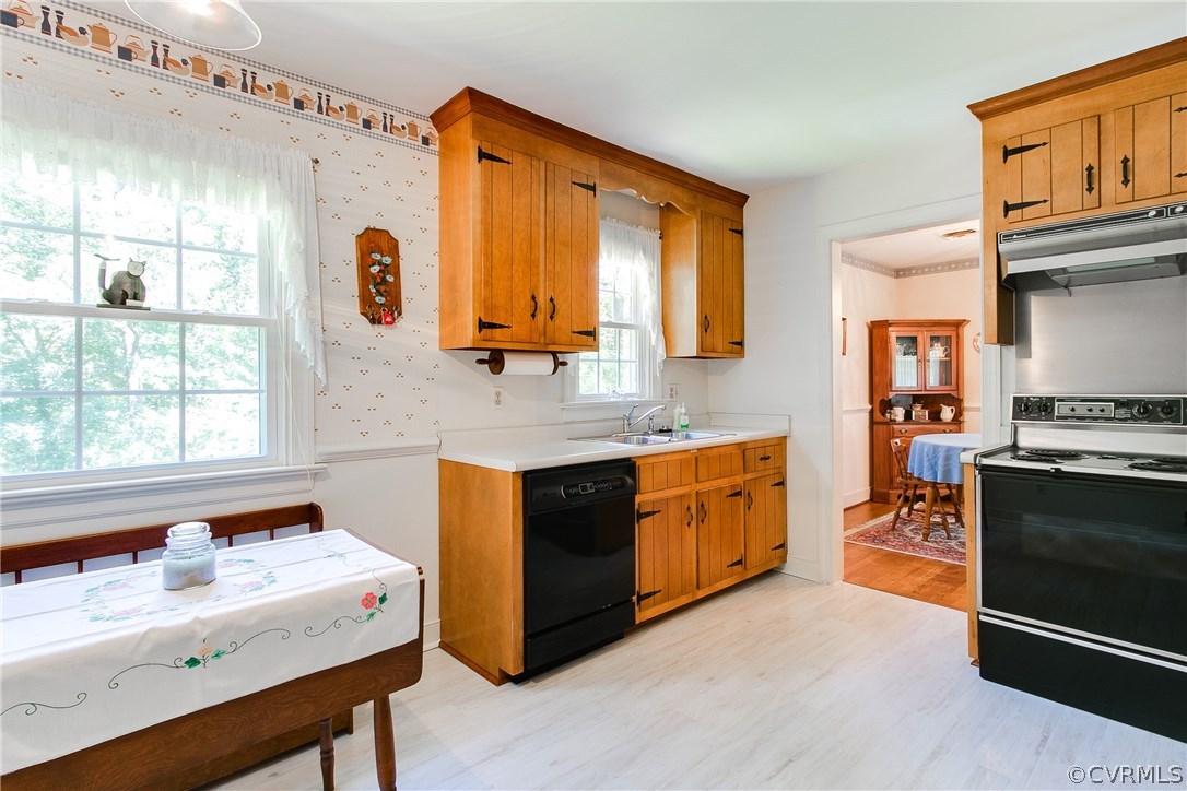 825 Ryder Road North Chesterfield, VA 23235 - Photo 8 of 38 Gallery Image 8