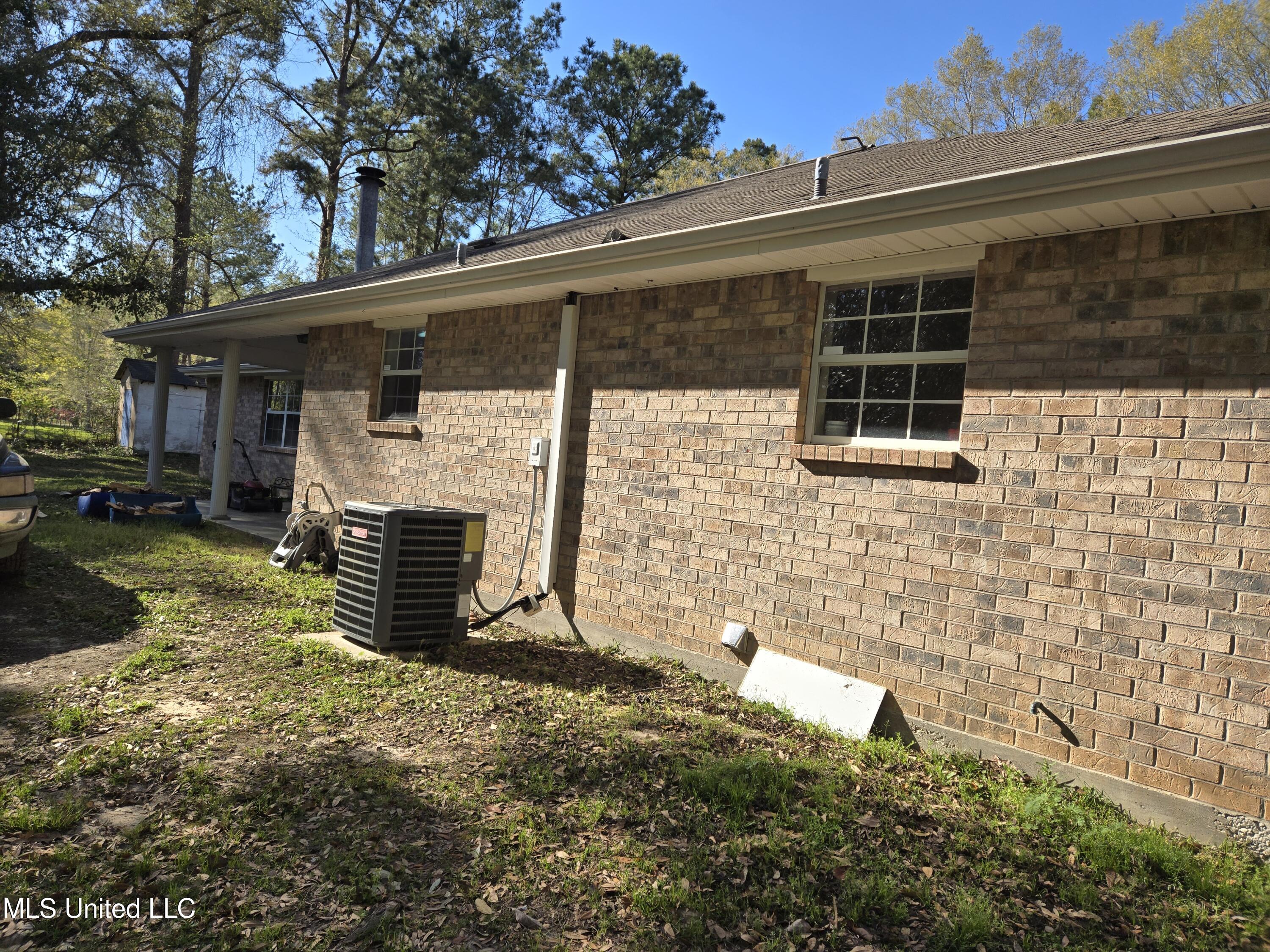 104 Stegall Road Carriere, MS 39426 - Photo 18 of 21 20250320_164201