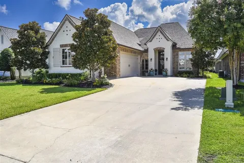 $392,000 | 5835 Fire Willow Drive, Lake Charles, LA 70605