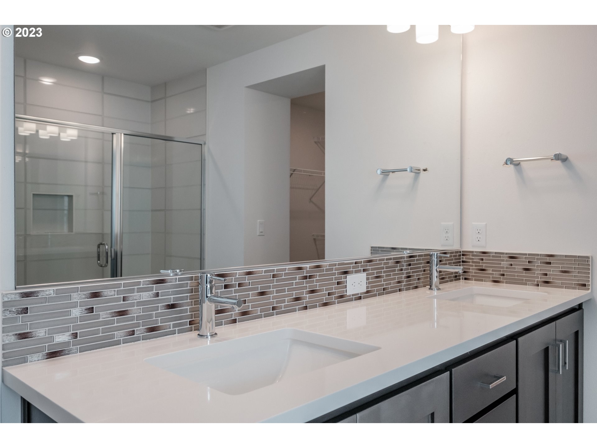 18210 Southwest Barrows Road Beaverton, OR 97007 - Photo 15 of 28 Gallery Image 15