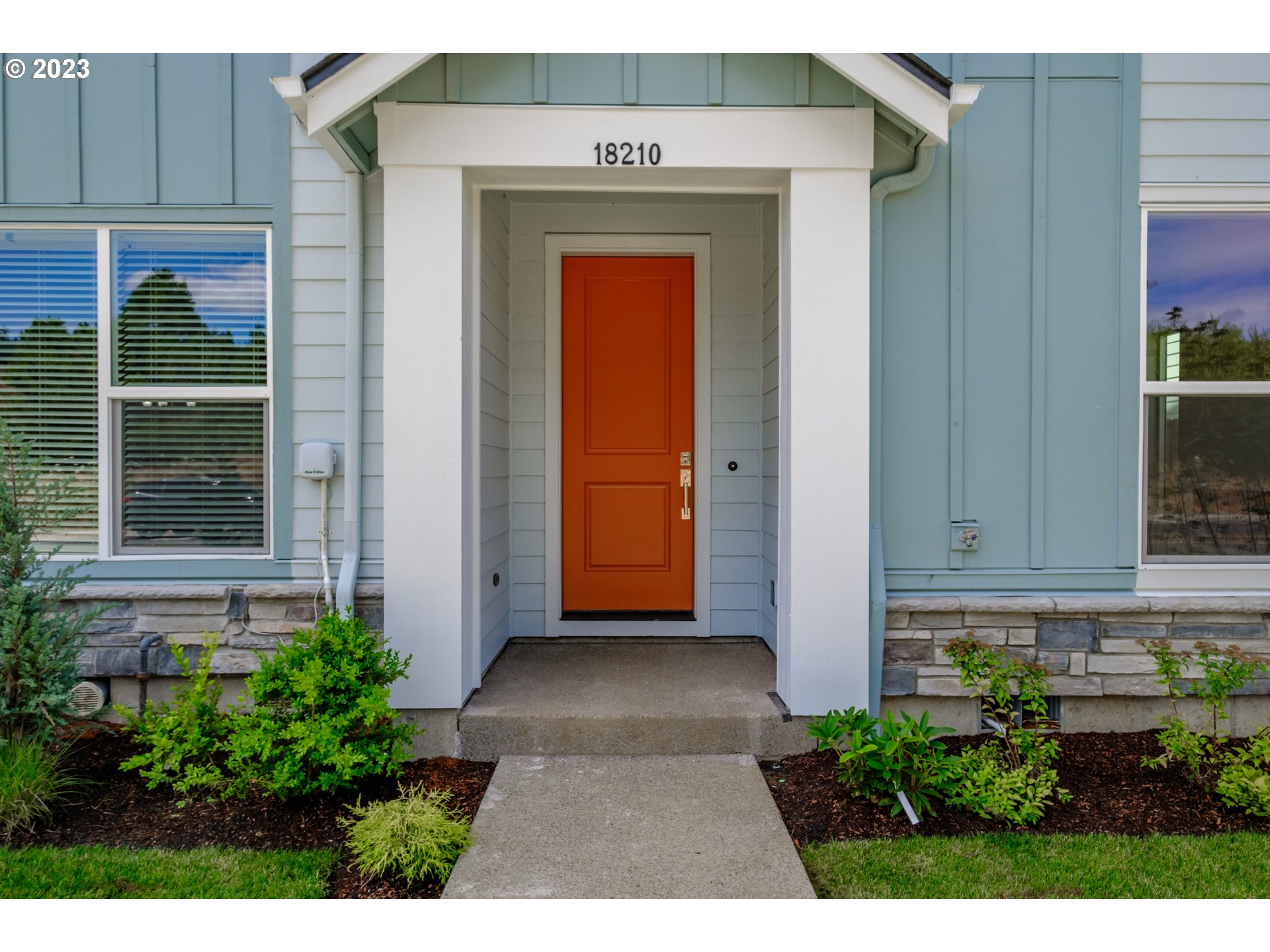 18210 Southwest Barrows Road Beaverton, OR 97007 - Photo 2 of 28 Gallery Image 2