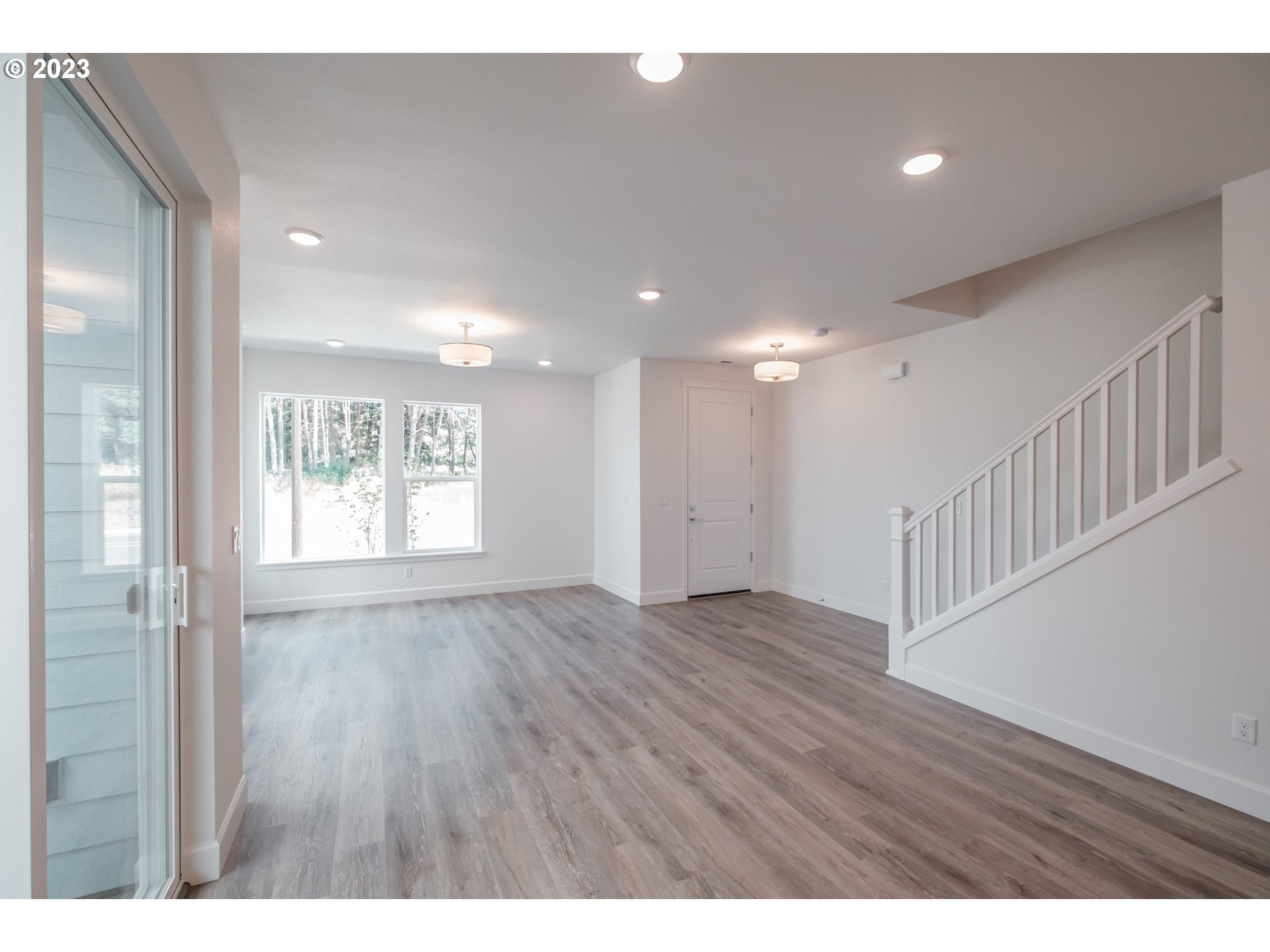 18210 Southwest Barrows Road Beaverton, OR 97007 - Photo 6 of 28 Gallery Image 6