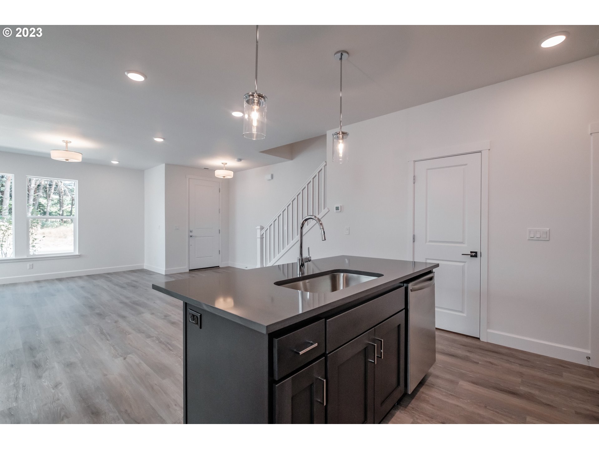 18210 Southwest Barrows Road Beaverton, OR 97007 - Photo 10 of 28 Gallery Image 10