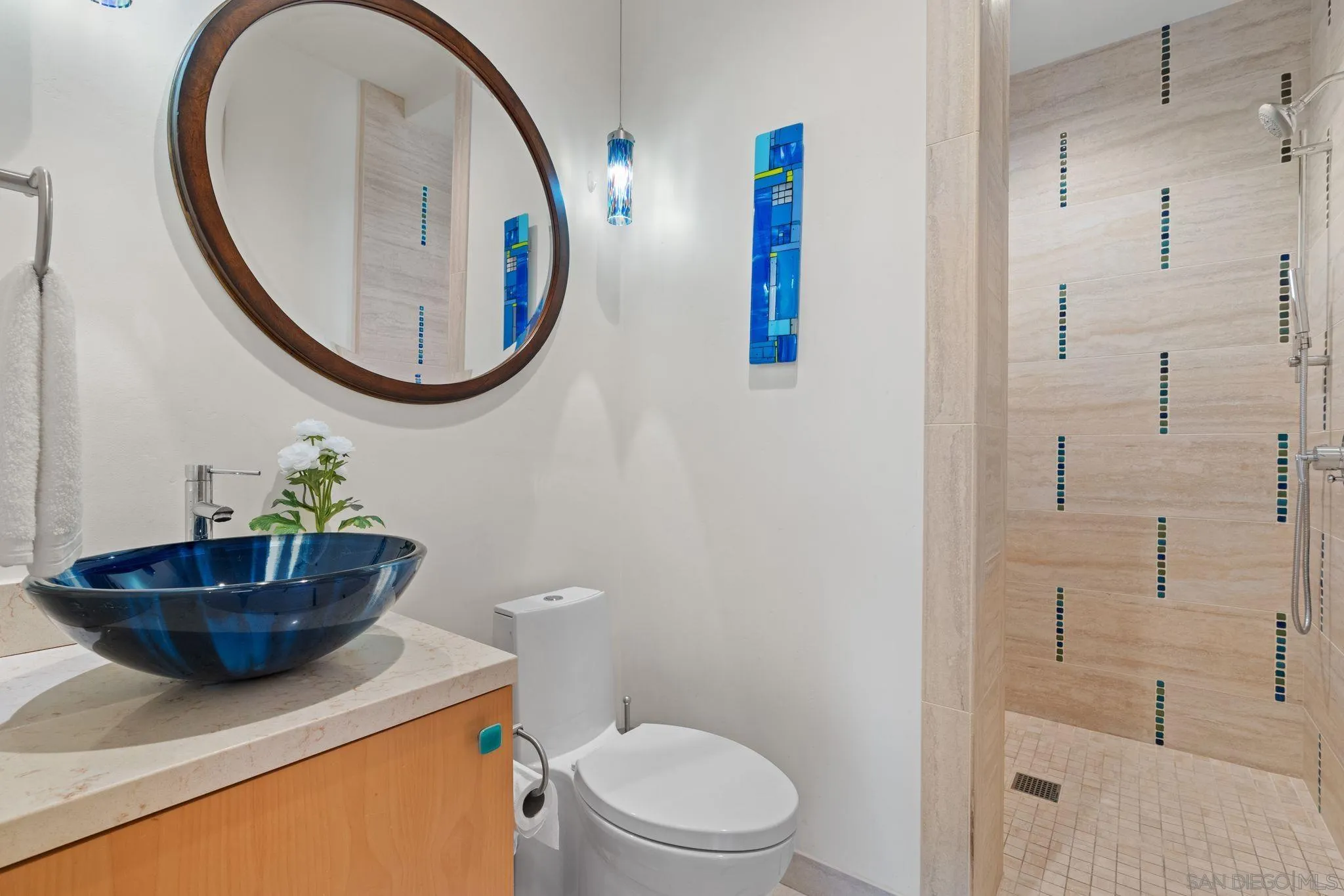 20385 Rancho Villa Road Ramona, CA 92065 - Photo 18 of 25 a bathroom with a toilet and a mirror