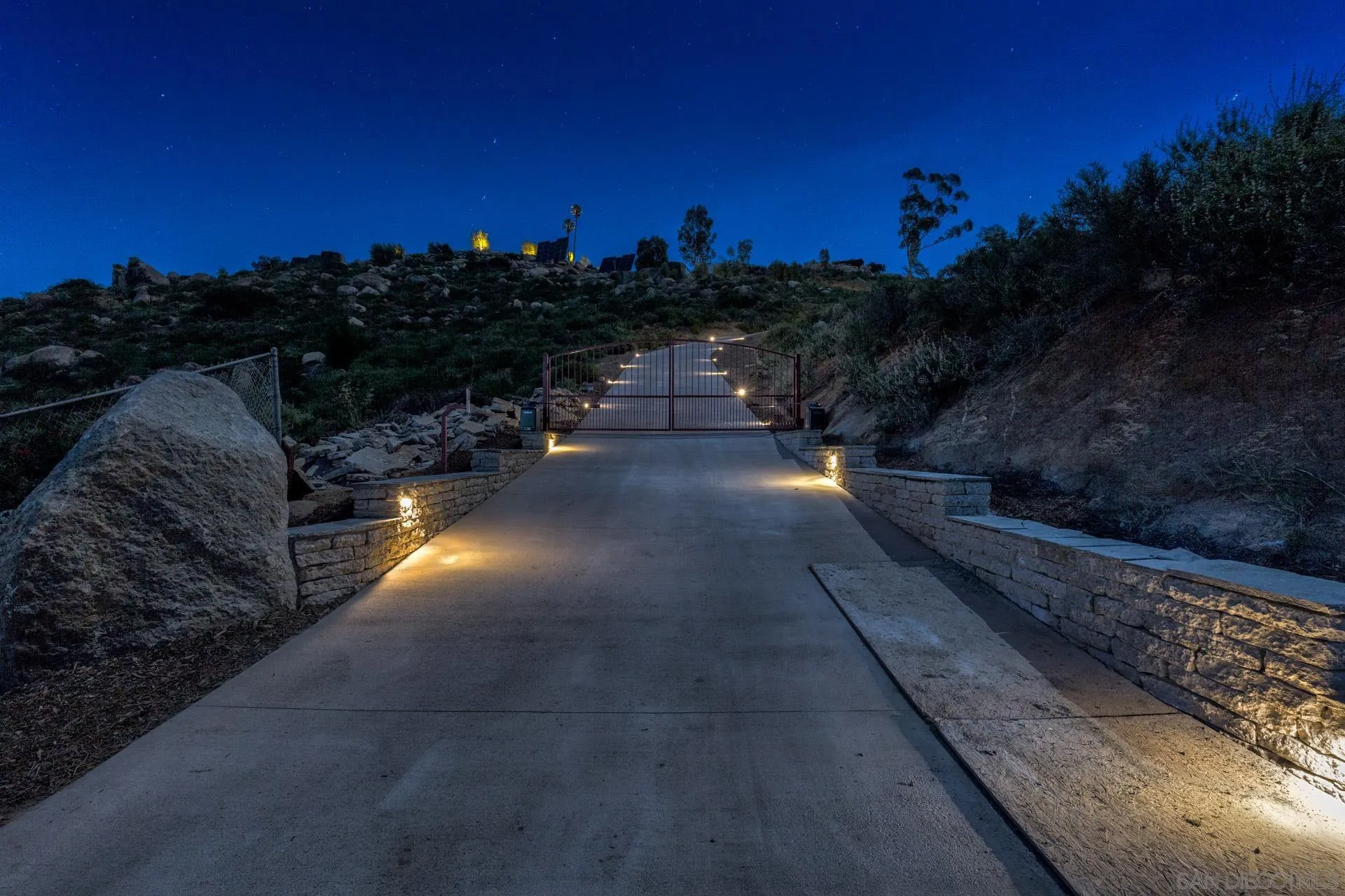 20385 Rancho Villa Road Ramona, CA 92065 - Photo 24 of 25 a view of a pathway of a yard