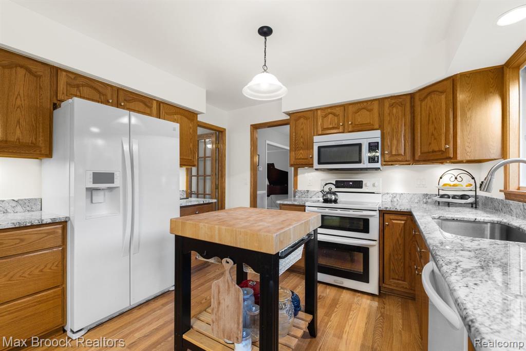 3780 Quarton Road Bloomfield Hills, MI 48302 - Photo 11 of 42