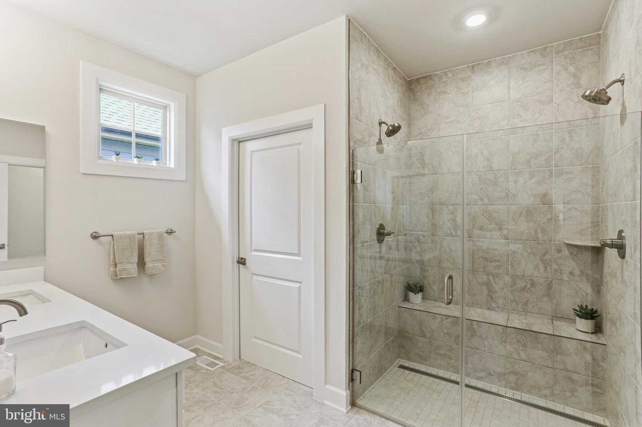 384 Crown Pt Drive Frederick, MD 21702 - Photo 18 of 40