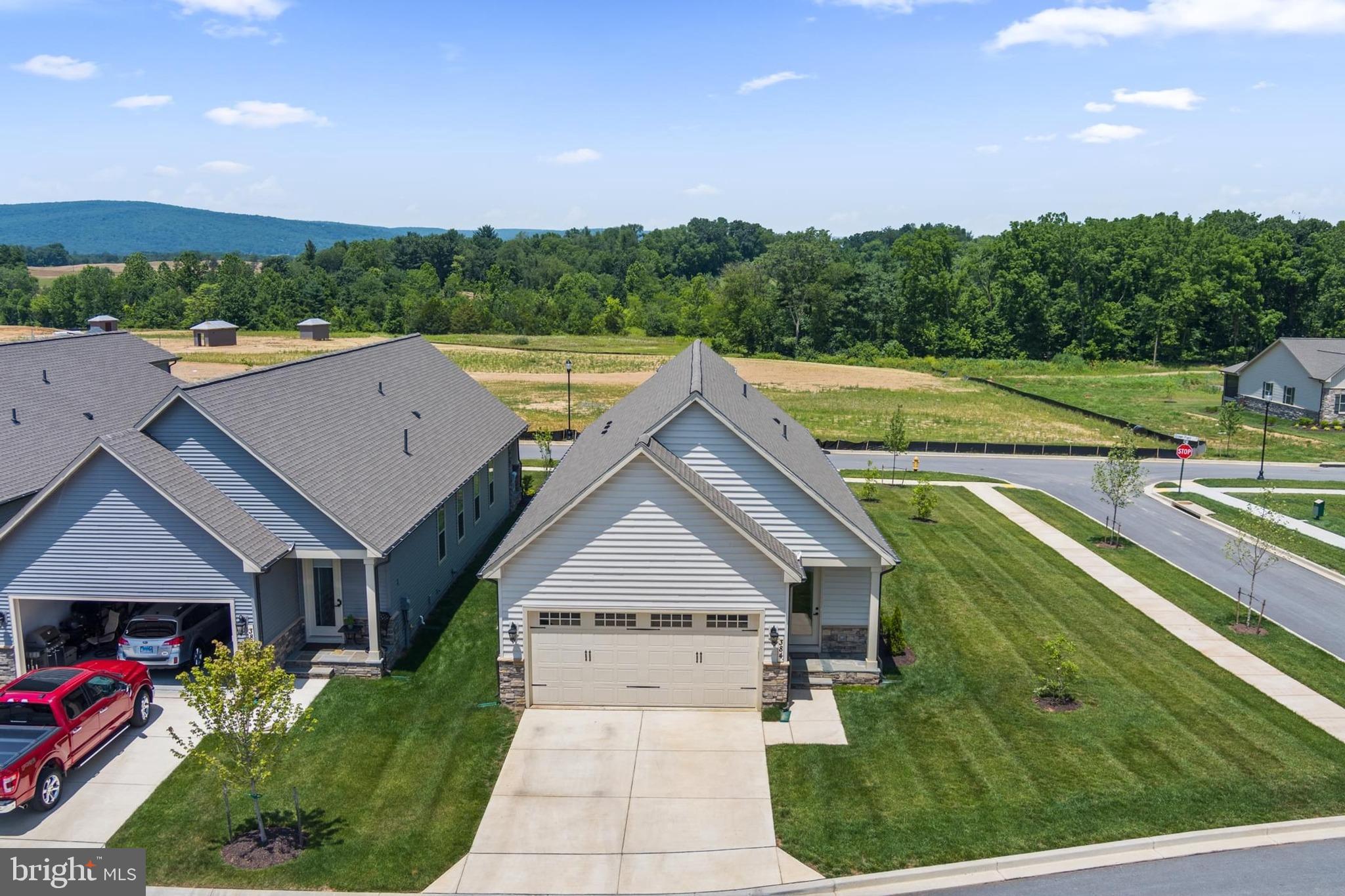 384 Crown Pt Drive Frederick, MD 21702 - Photo 5 of 40