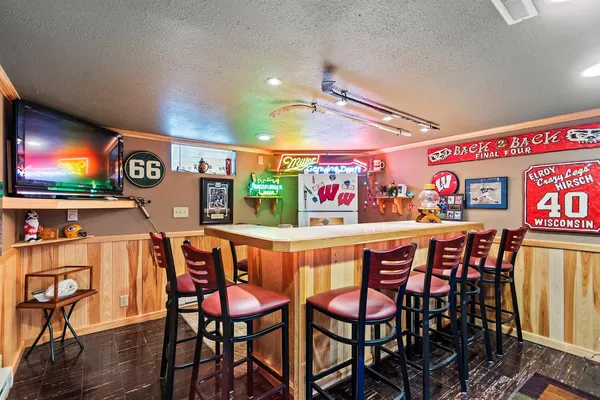 $313,400 | 2109 41st Street, Two Rivers, WI 54241