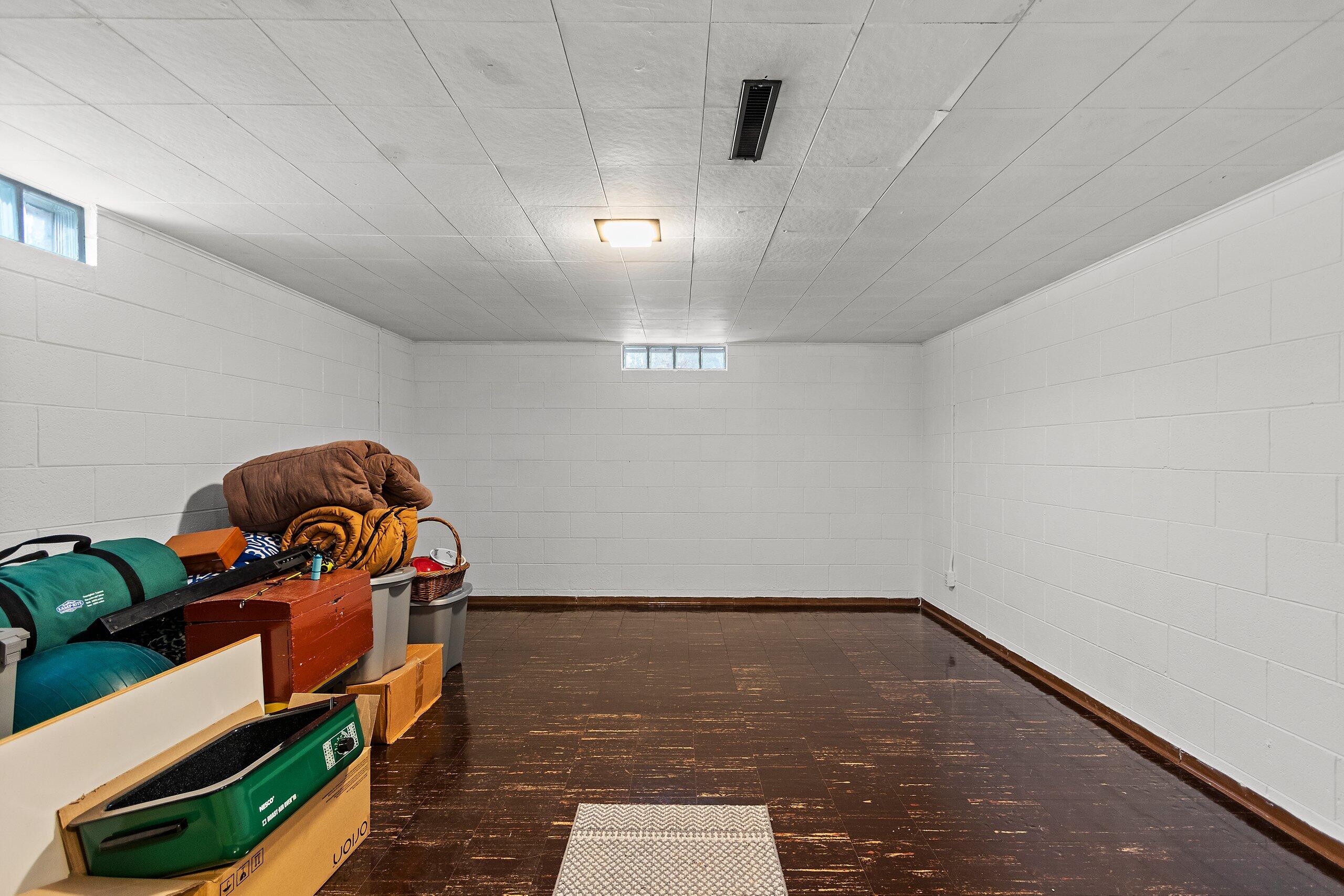 2109 41st Street Two Rivers, WI 54241 - Photo 37 of 60 IMG_0265.JPG-SMALL