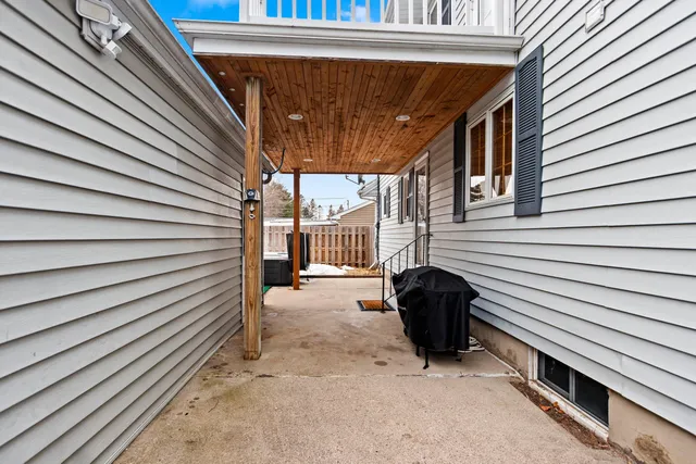 $313,400 | 2109 41st Street, Two Rivers, WI 54241