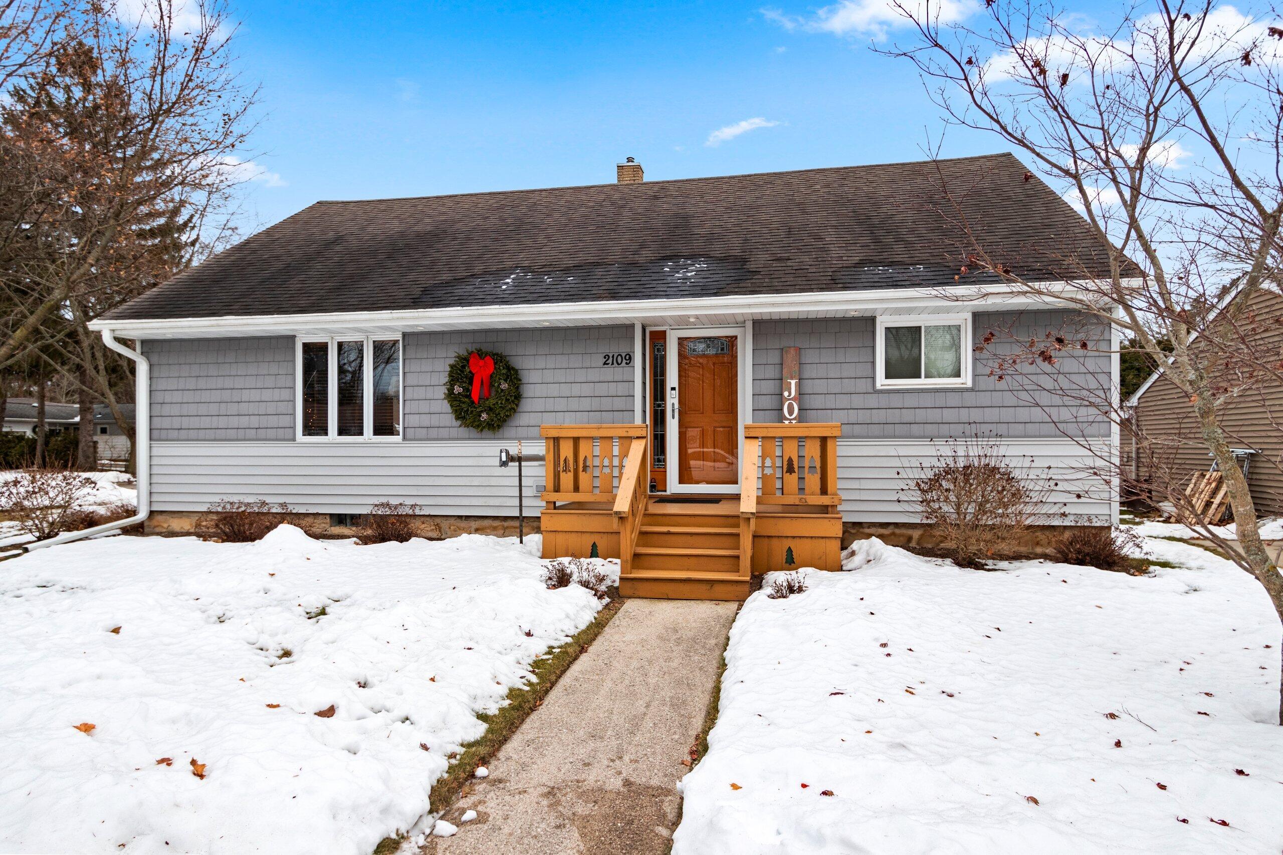 2109 41st Street Two Rivers, WI 54241 - Photo 56 of 60 IMG_0346.JPG-SMALL