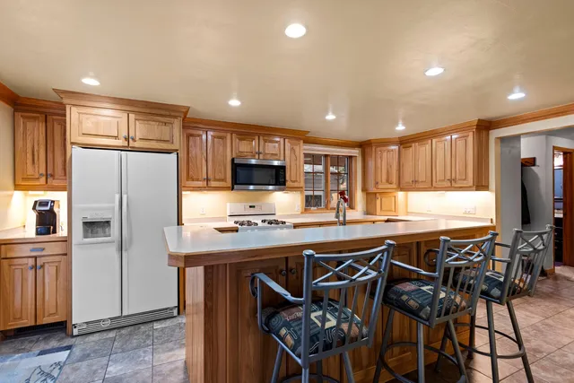 $313,400 | 2109 41st Street, Two Rivers, WI 54241