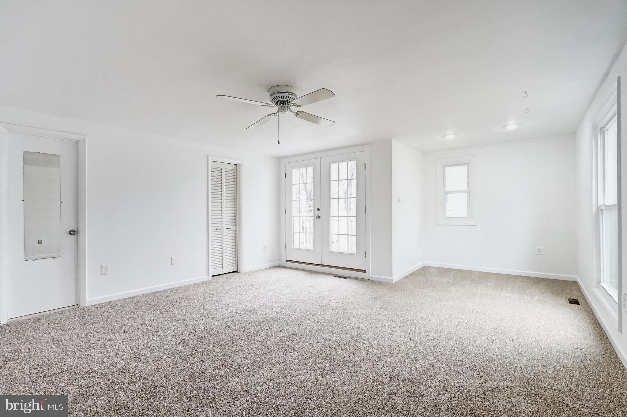 207 North Cottage Road Sterling, VA 20164 - Photo 22 of 47 Gallery Image 22