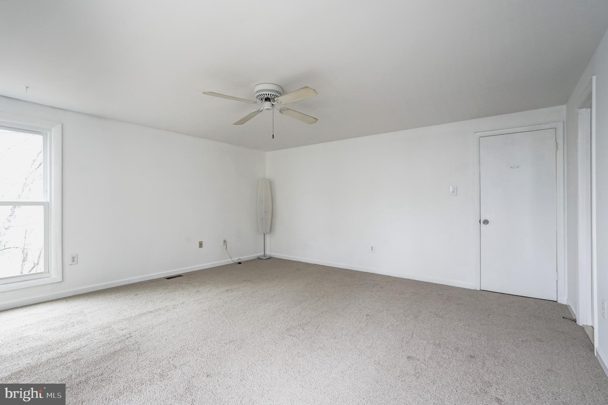 207 North Cottage Road Sterling, VA 20164 - Photo 23 of 47 Gallery Image 23