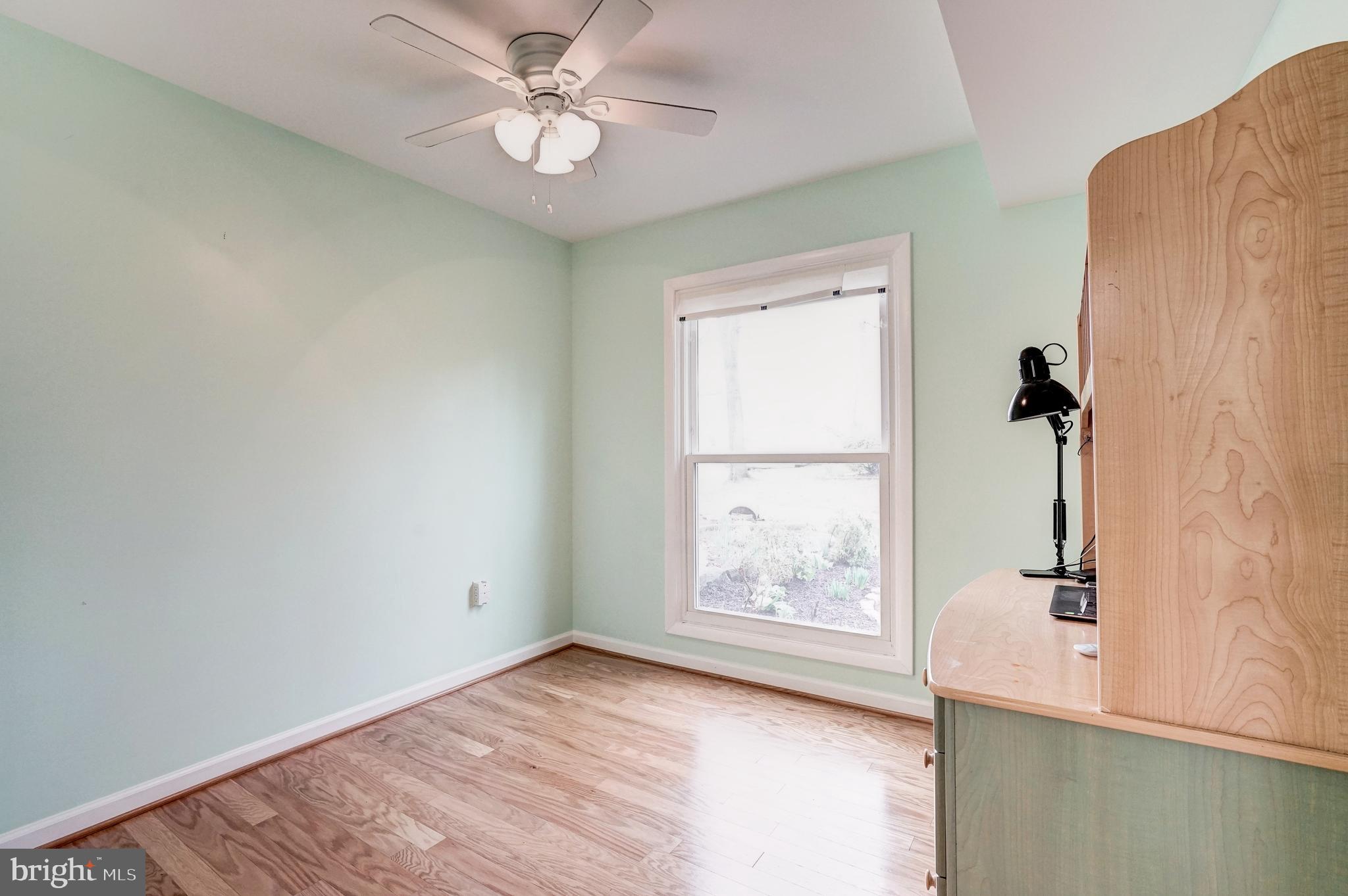207 North Cottage Road Sterling, VA 20164 - Photo 27 of 47 Gallery Image 27
