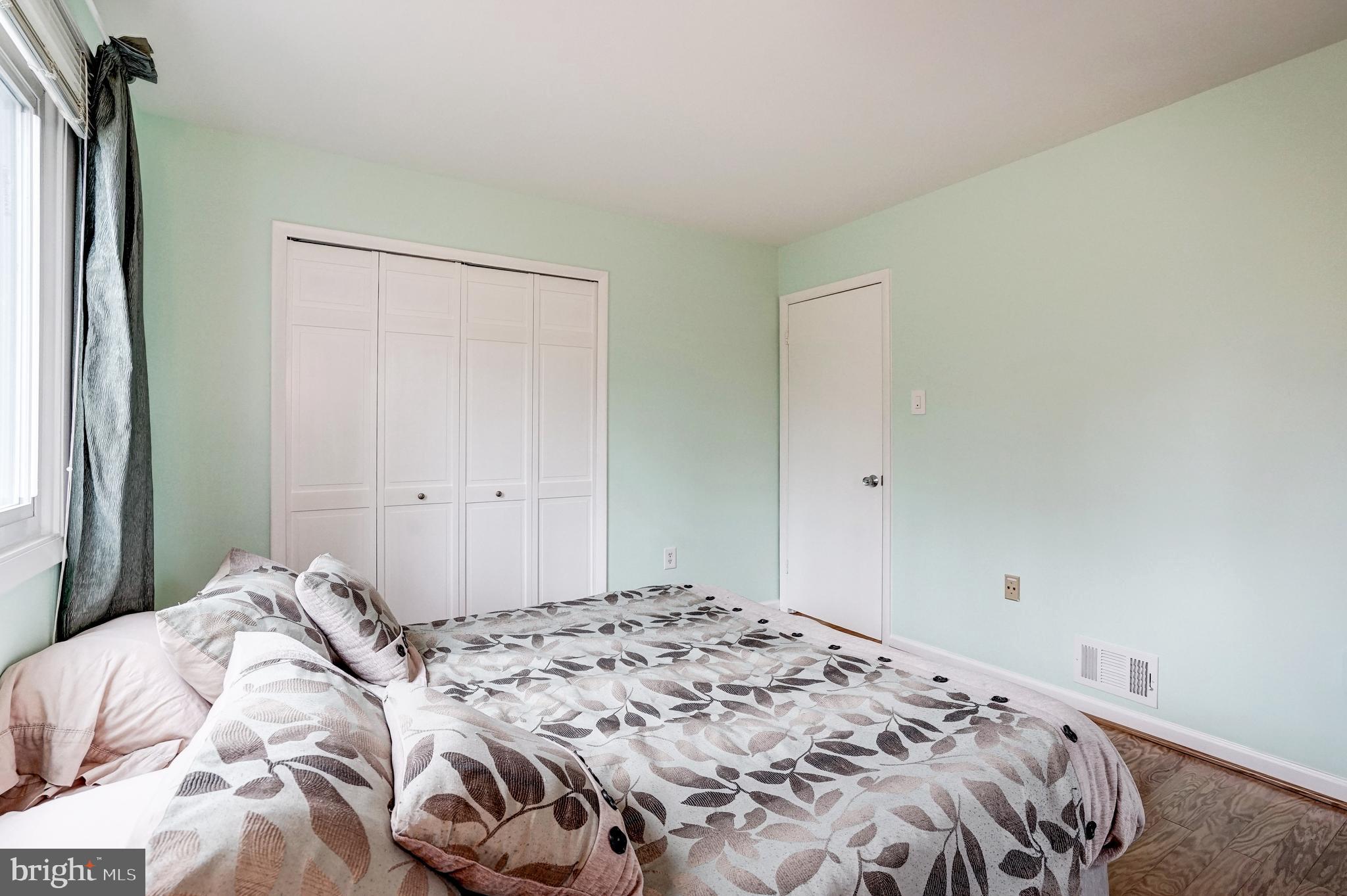 207 North Cottage Road Sterling, VA 20164 - Photo 30 of 47 Gallery Image 30