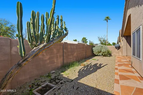 $399,000 | 13208 North 31st Way, Phoenix, AZ 85032