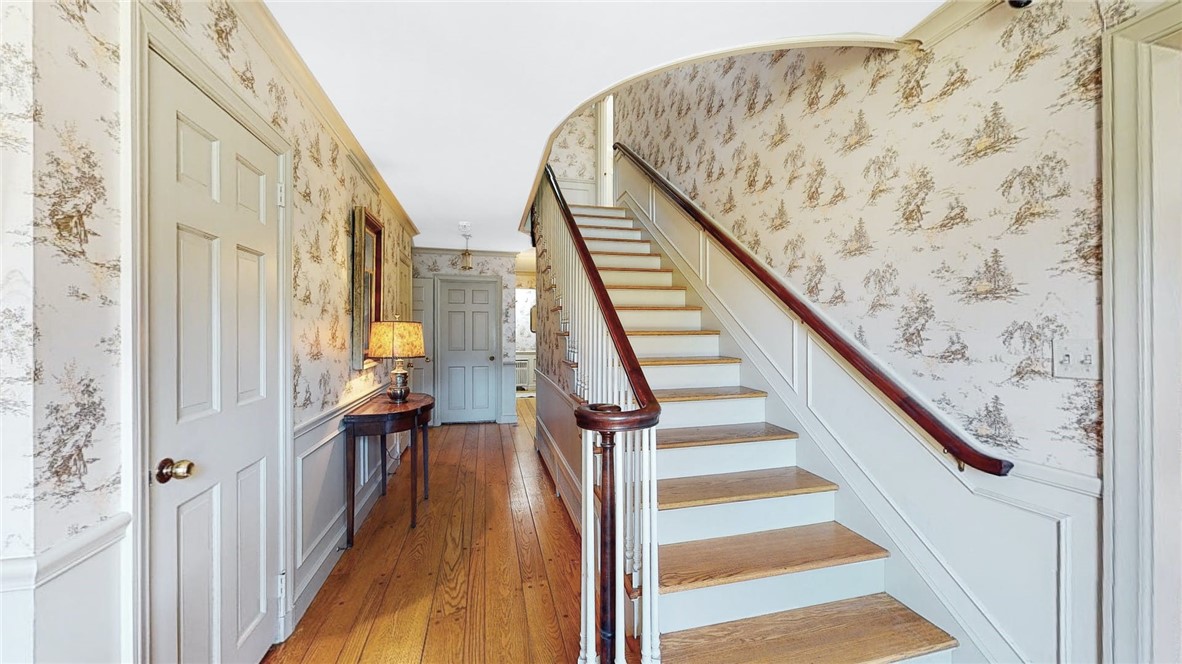 90 Sweetfern Road Warwick, RI 02888 - Photo 4 of 28 Gallery Image 4
