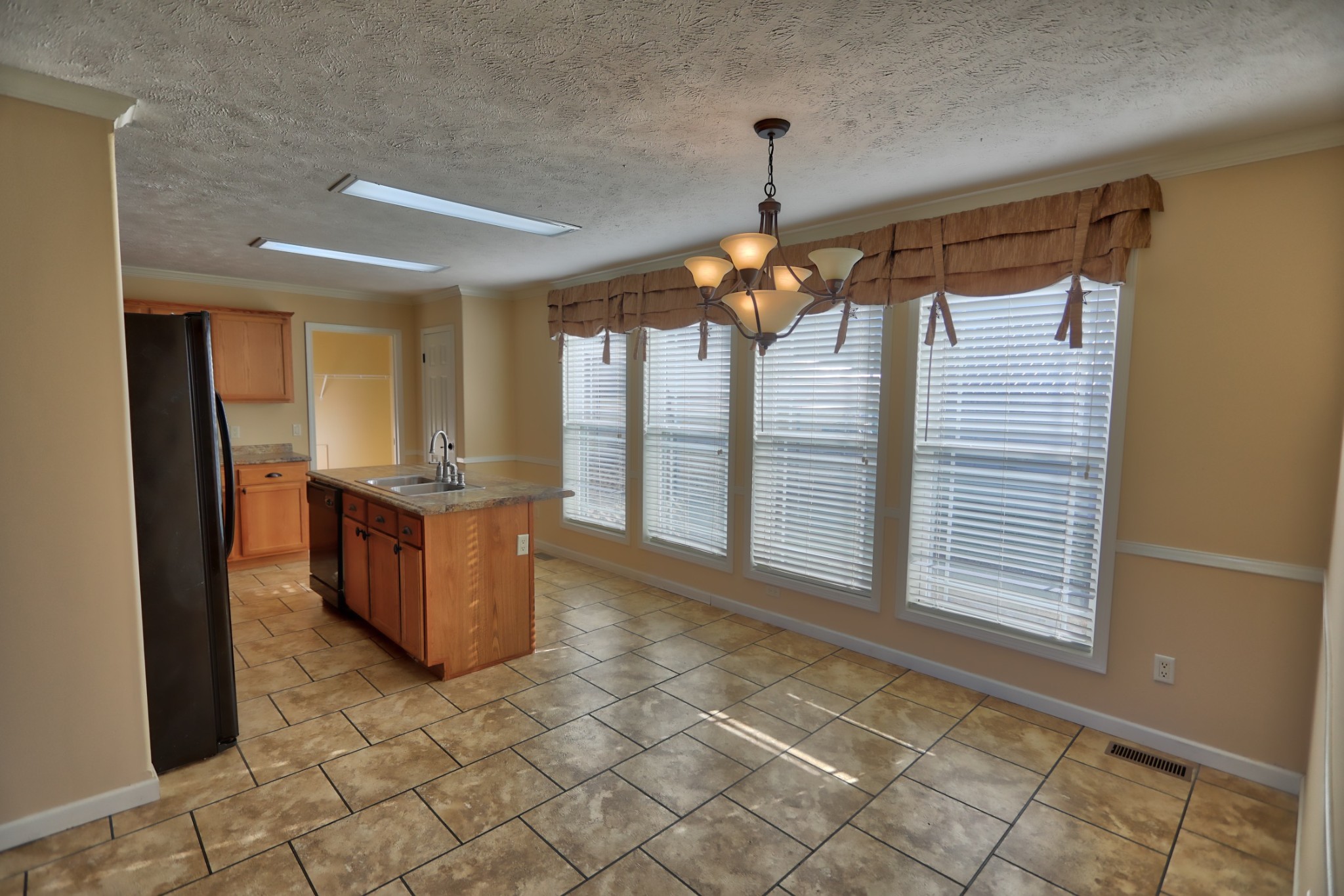7438 Chowning Road Springfield, TN 37172 - Photo 18 of 33 a view of a room with window