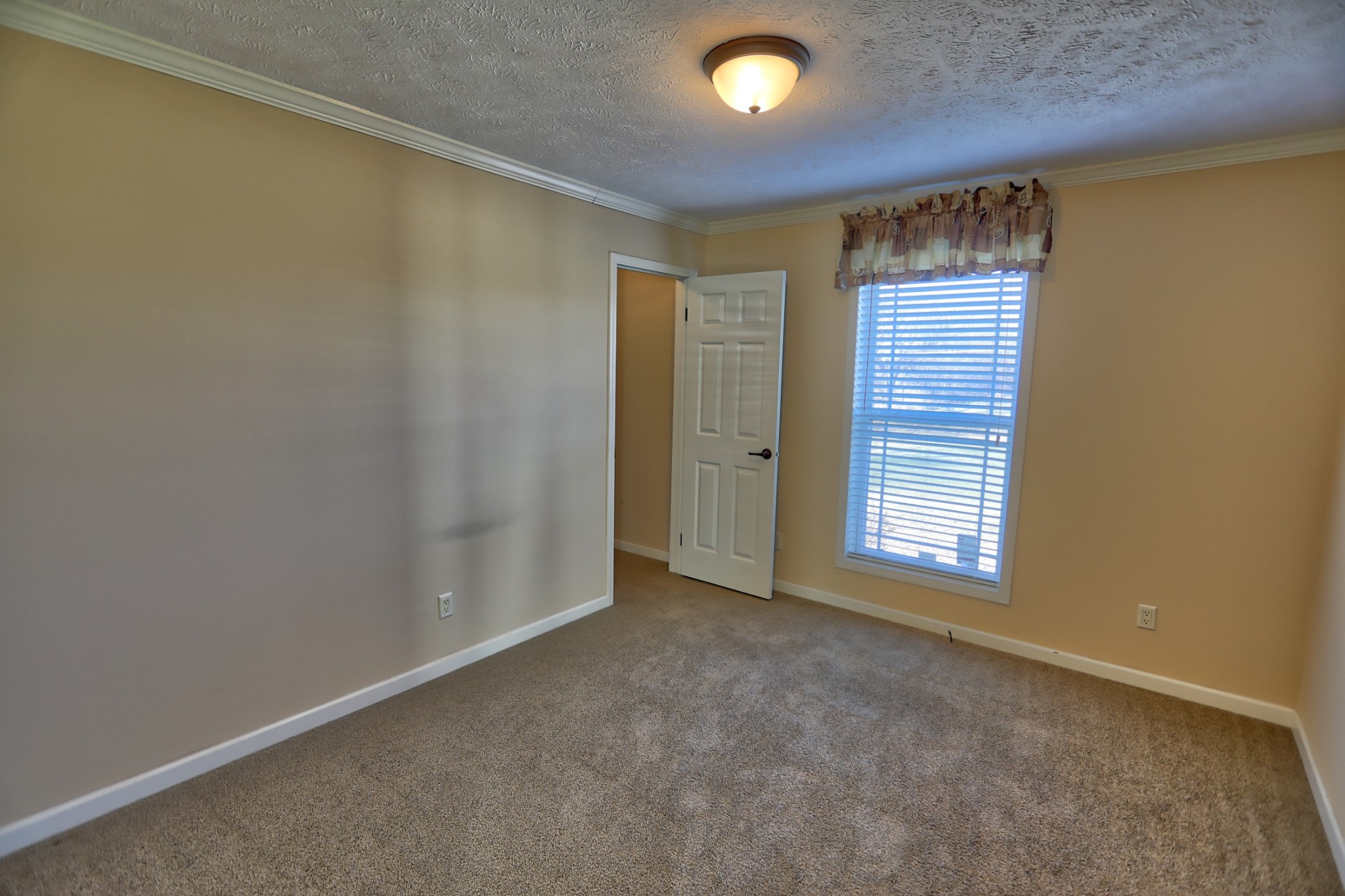 7438 Chowning Road Springfield, TN 37172 - Photo 30 of 33 an empty room with windows
