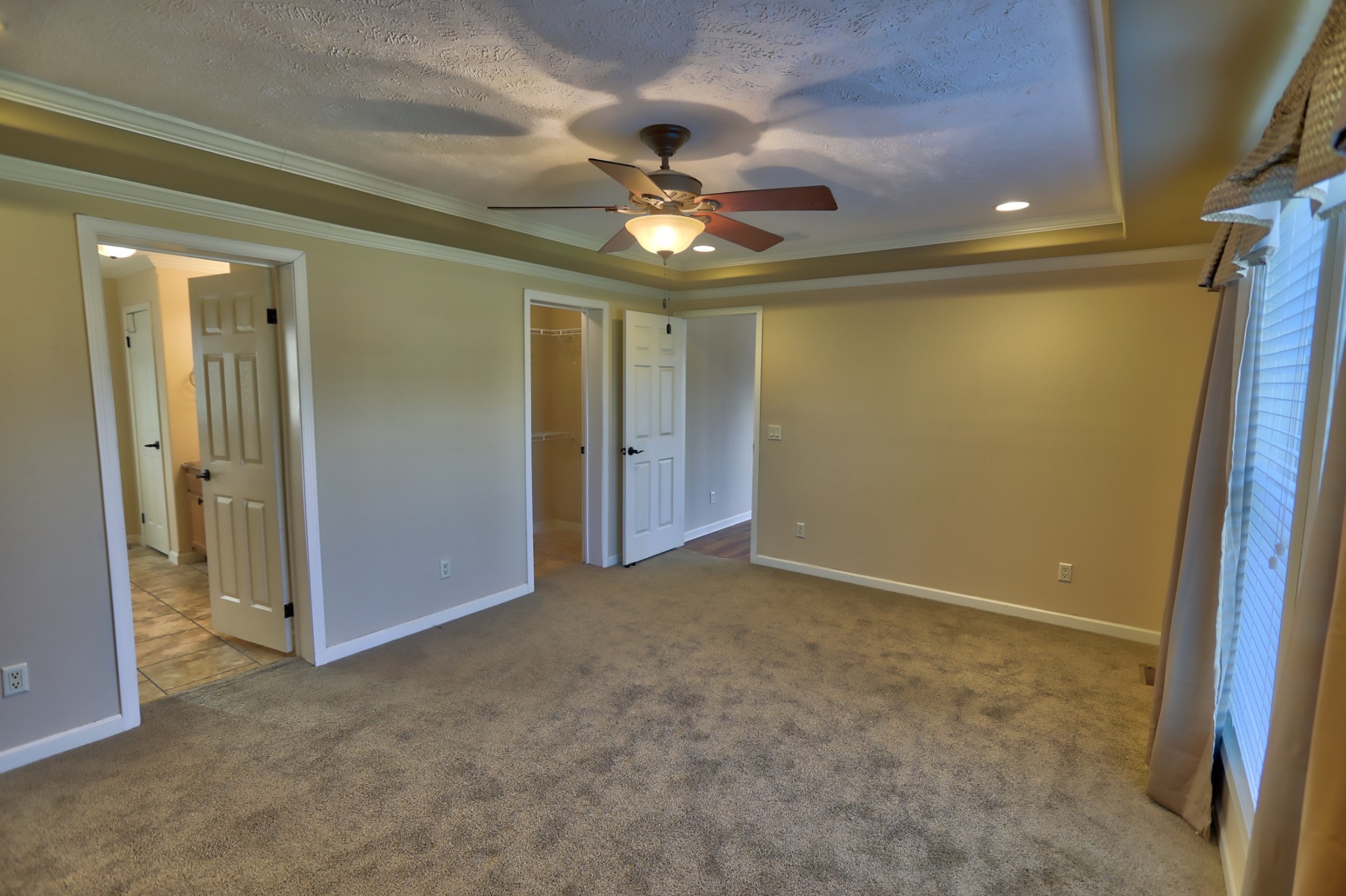7438 Chowning Road Springfield, TN 37172 - Photo 4 of 33 a view of an empty room with a ceiling fan