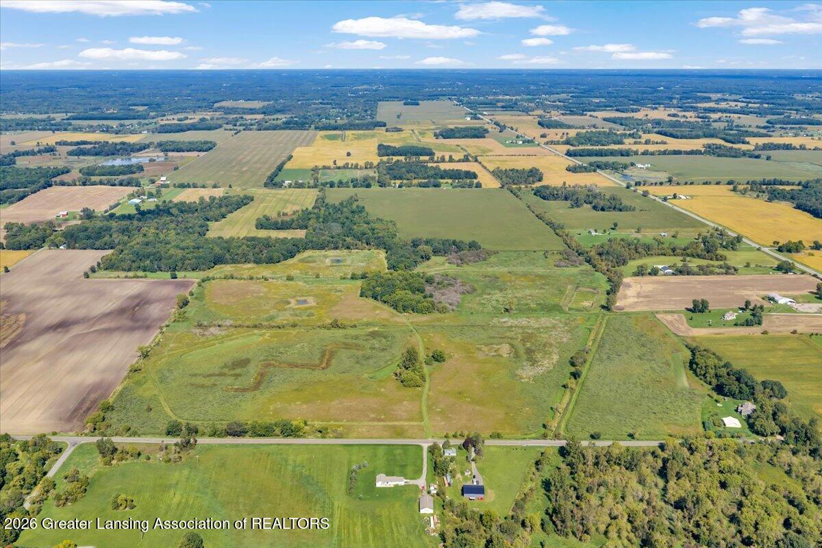 3593 East Haslett Road Perry, MI 48872 - Photo 61 of 65 61-DJI_20260918125636_0103_D_ADNPHOTOGR