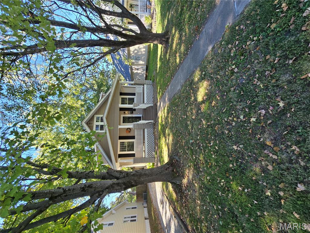 821 Sherman Avenue Edwardsville, IL 62025 - Photo 2 of 33